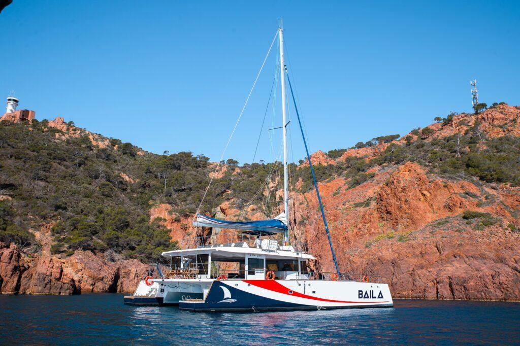 https://www.seminairesdecaractere.fr/notre-maison/amc-cape-grace-maxi-catamaran-marseille-mediterannee-seminaires-de-caractere/?portfolioCats=114%2C115%2C116%2C117%2C118%2C119%2C120%2C121%2C122%2C123%2C124%2C125%2C57%2C58%2C59%2C60%2C61%2C62%2C63%2C64%2C65