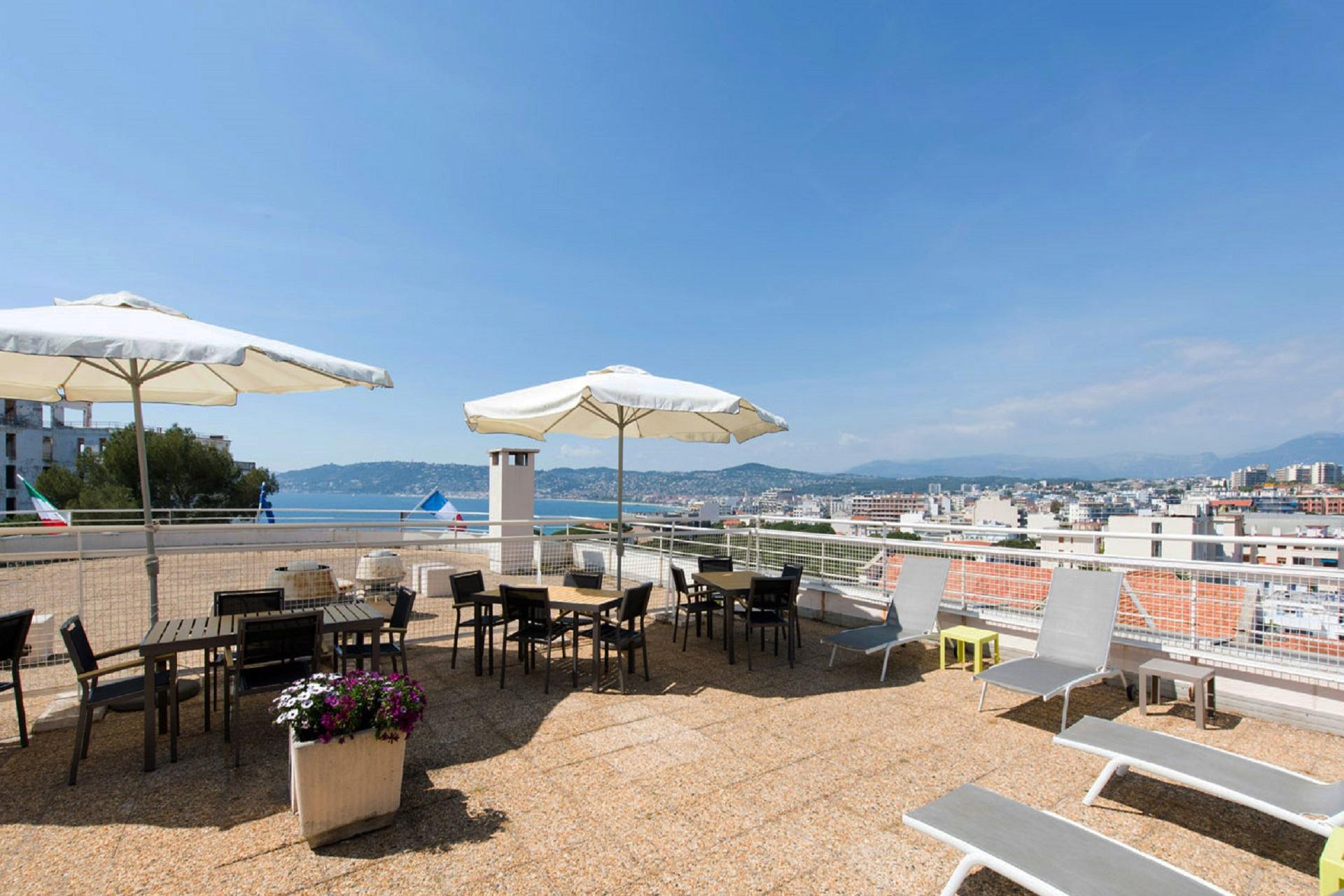 LE-GRAND-PAVOIS-ANTIBES-JUAN-LES-PINS-COTE -AZUR-ROOFTOP