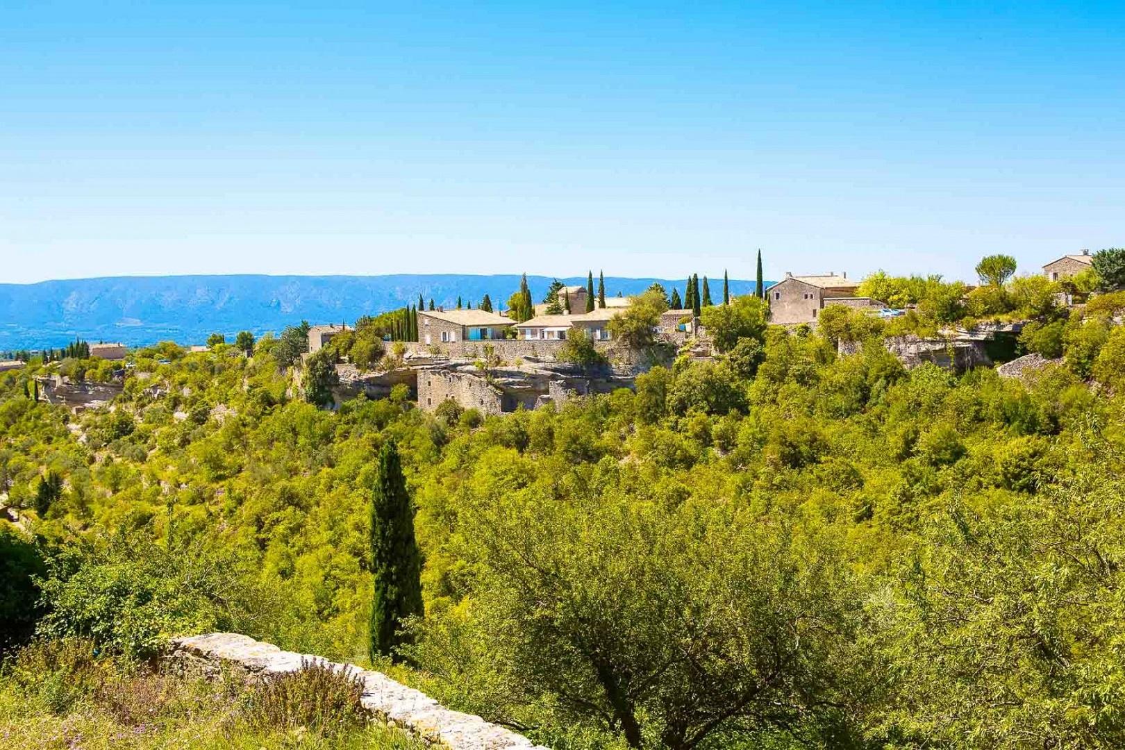 auberge-de-carcarille-gordes-luberon-sud-france-provence-nature-seminaires-de-caractere