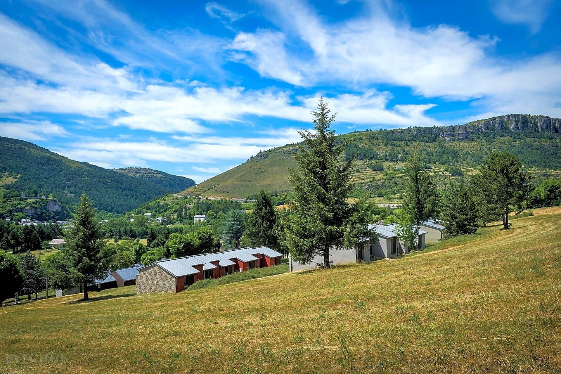 domaine-aigoual-cevennes-village-gorges-du-tarn-seminaires-de-caractere 1