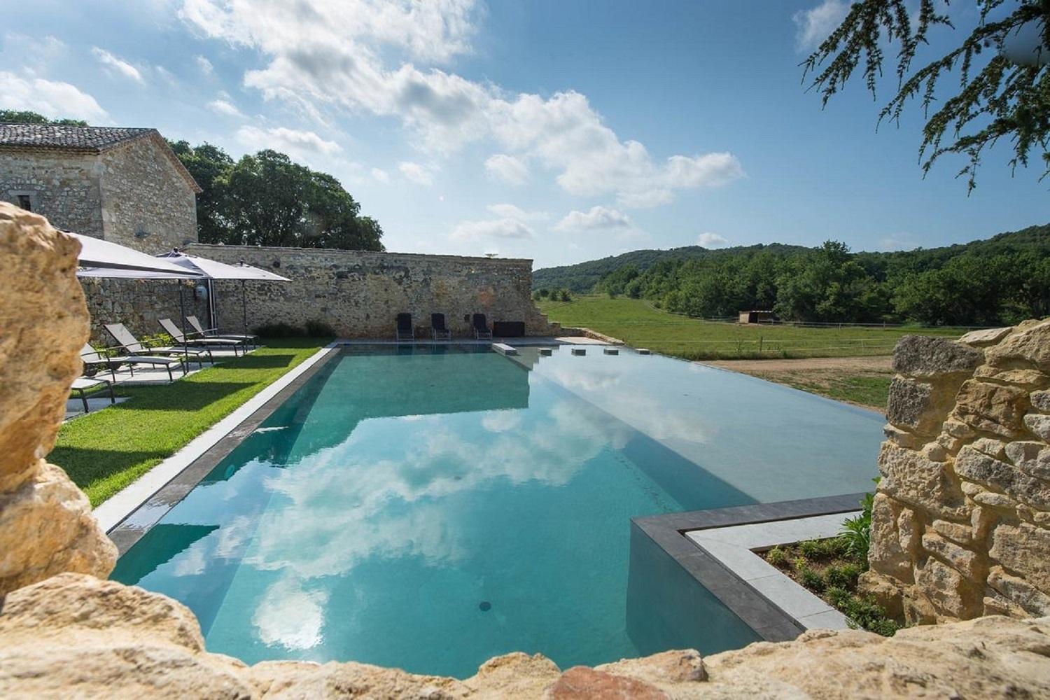 domaine-de-gressac-gard-occitanie-provence-verfeuil-piscine