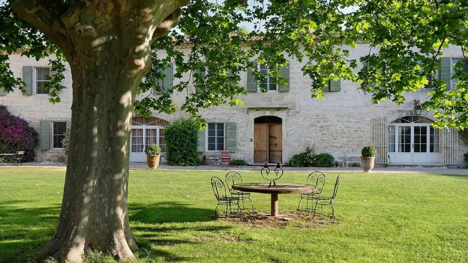 domaine-des-clos mas-provencal-avignon-alpilles-provence-parc-seminaires-de-caractere