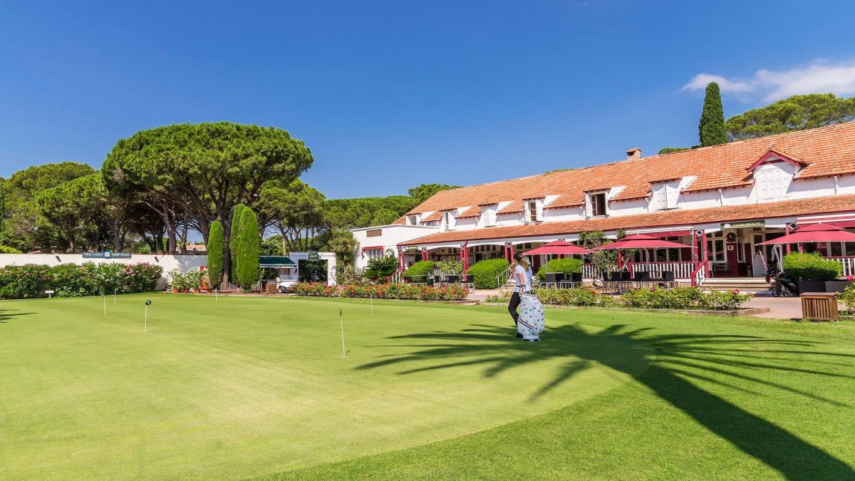 hotel-golf-valescure-najeti-saint-raphael-cannes-cote-azur-seminaires-de-caractere-meetings