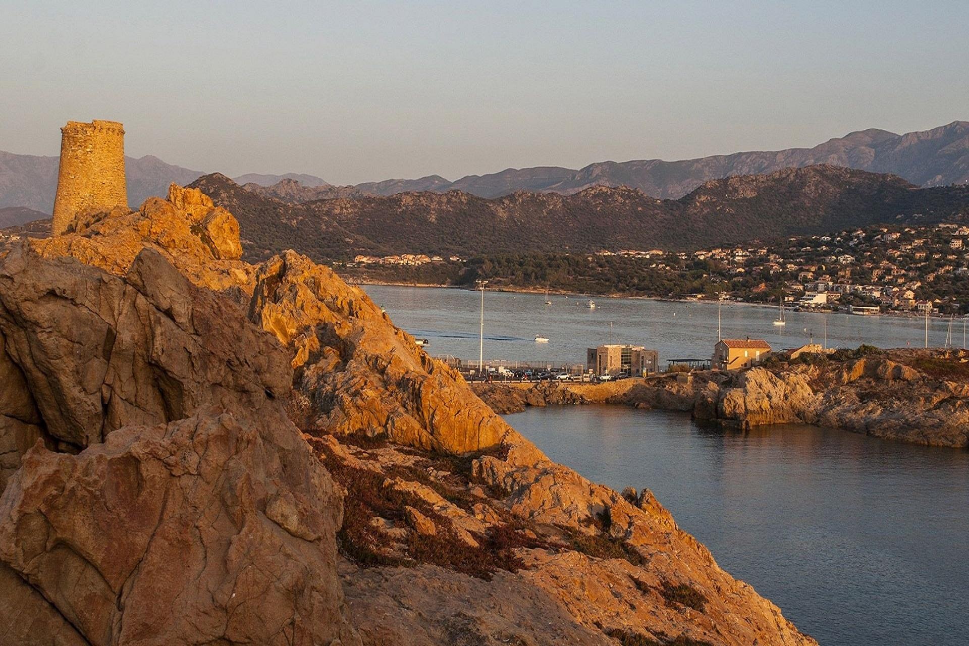 hotel-la-pietra corse-ile-rousse-pointe-seminaires-de-caractere