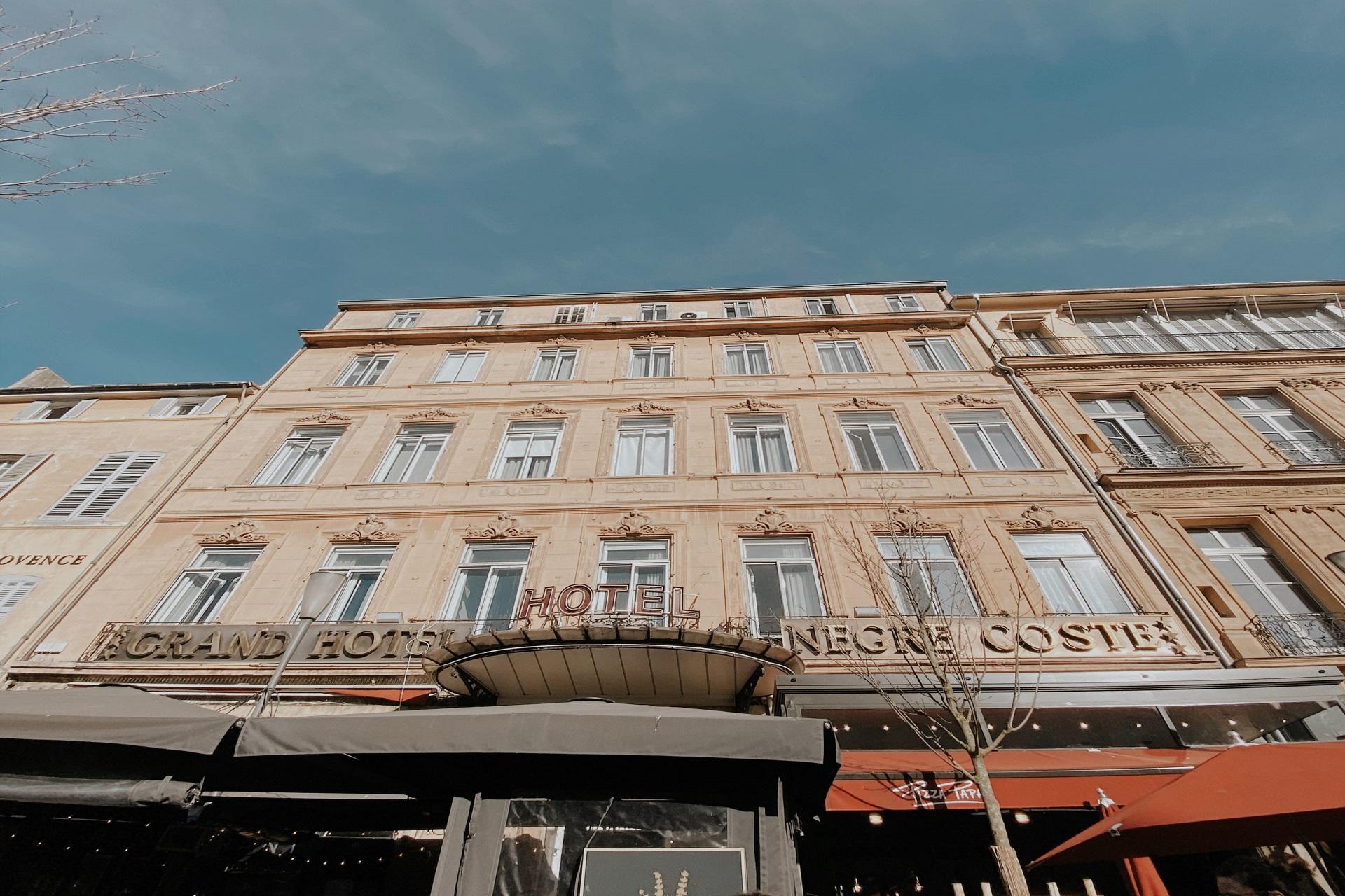 hotel-negrecoste-aix-en-provence-sud-france-facade-seminaires-de-caractere.