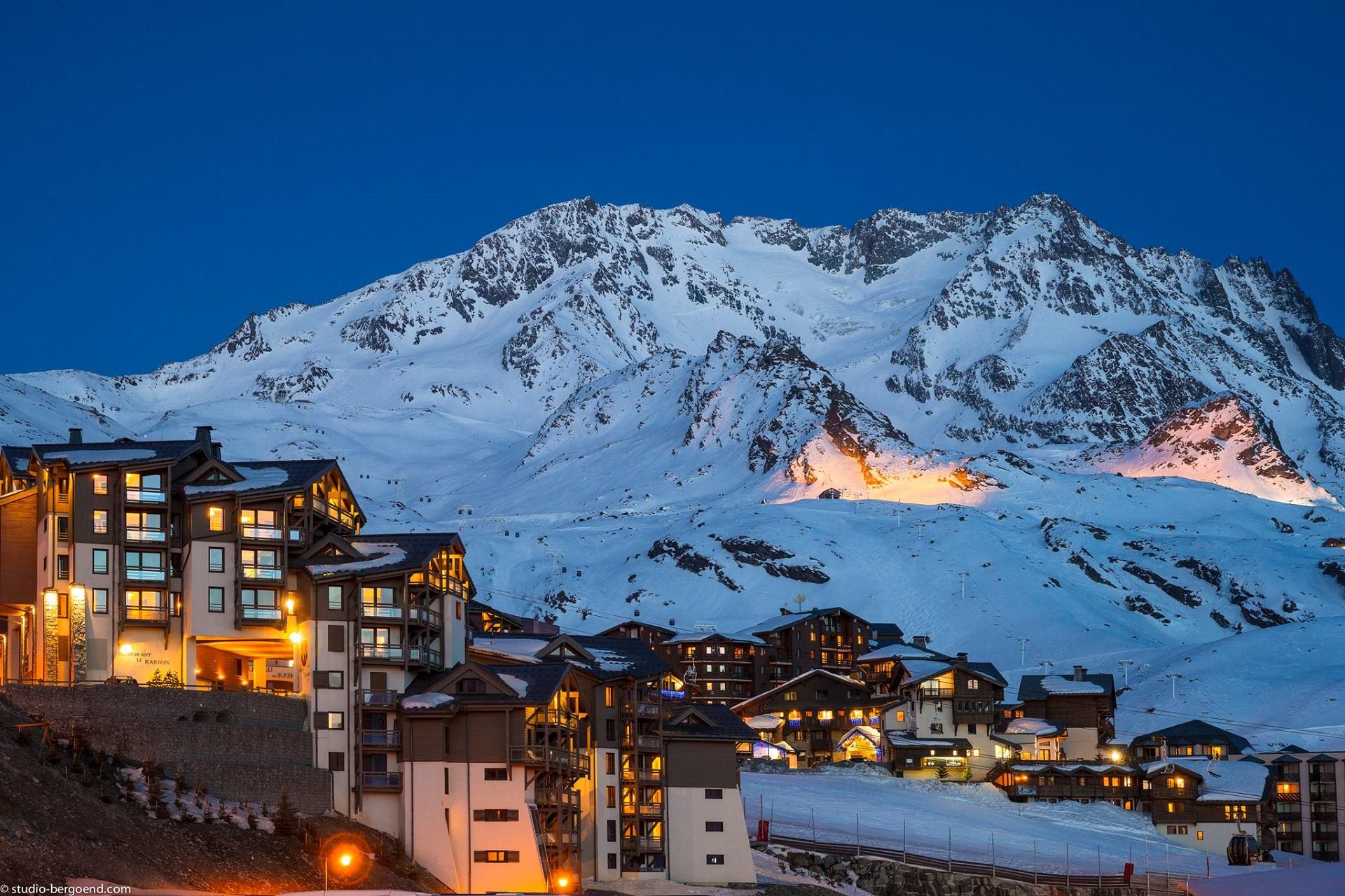 le-hameau-du-kashmir-val-thorens-montagnettes-ski-neige-nuit