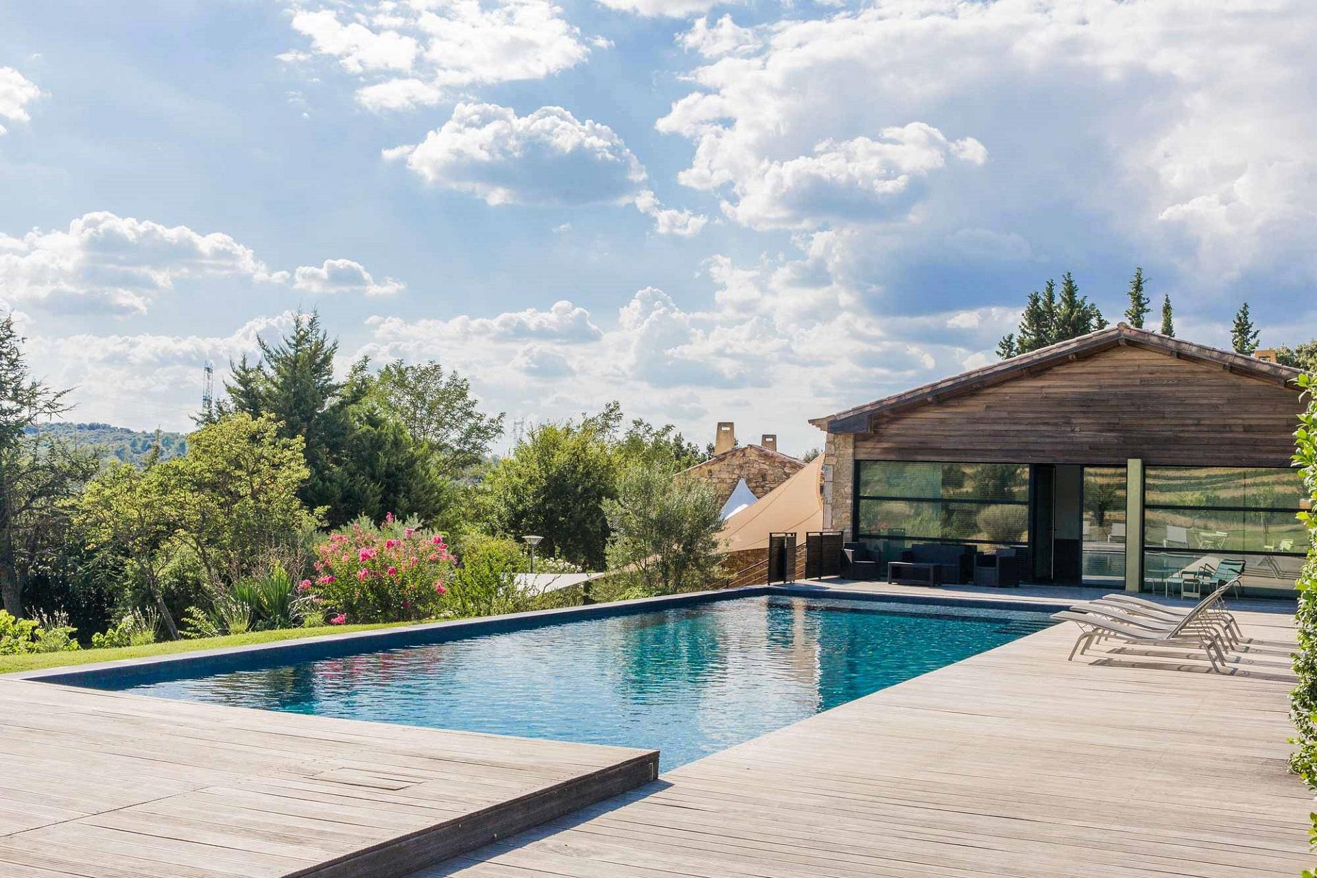 le-mas-de-so-gard-provence-incentive-seminaires-piscine