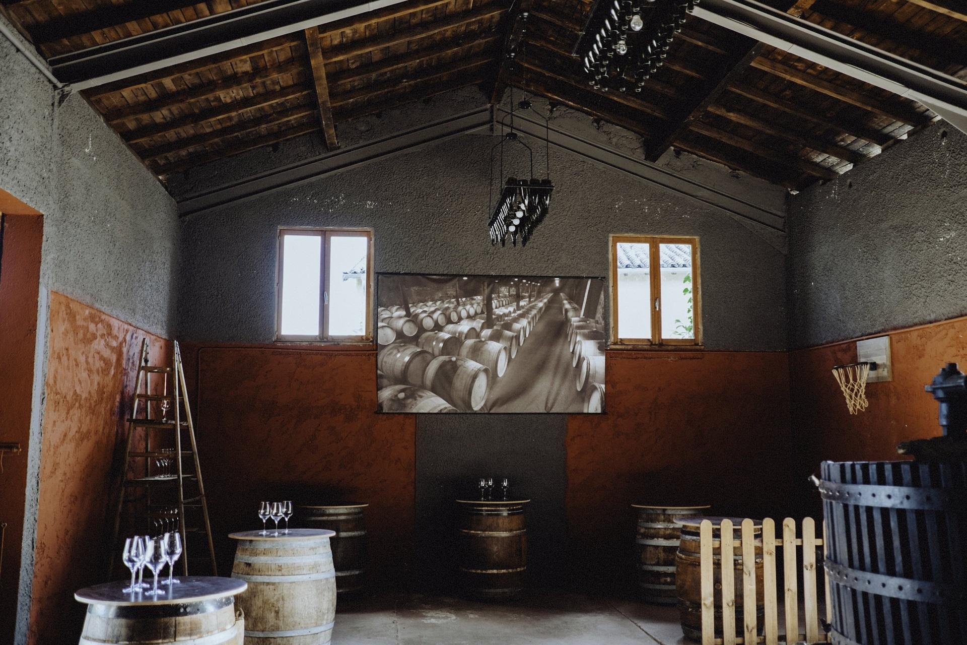 les-maisons-du-bonheur-fleurie-beaujolais-macon-lyon-cuverie