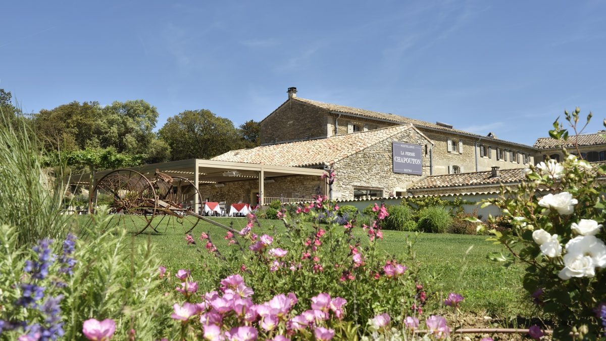 les-maisons-du-clair-de-la-plume-grignan-drome-provence-ferme-chapouton