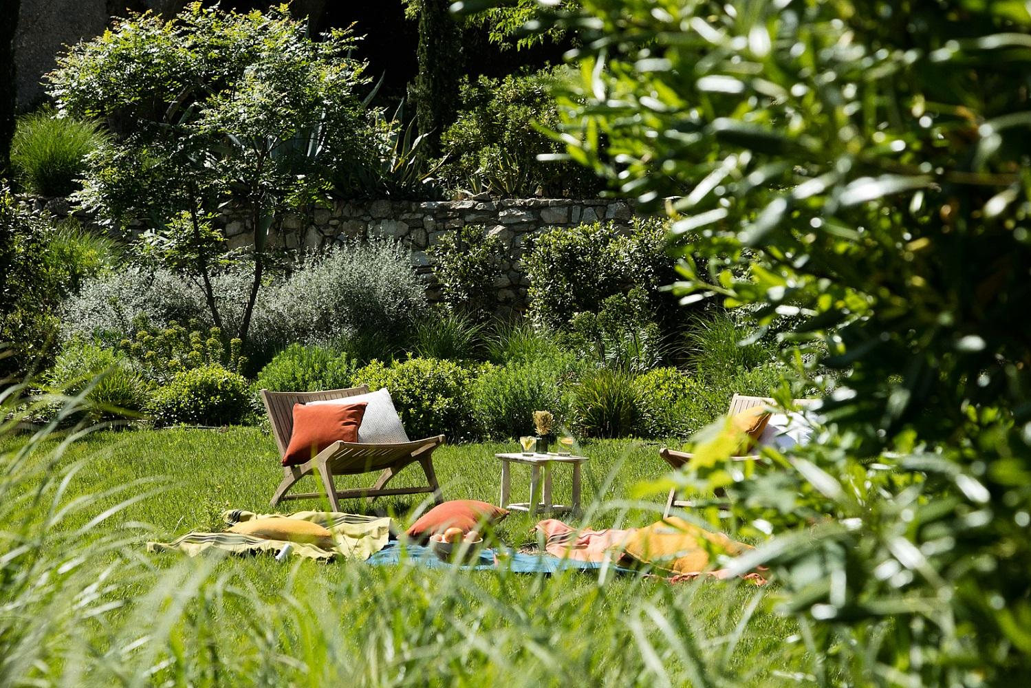 letoile-des-baux-iconic-house-baux-de-provence-alpilles-jardins-seminaires-de-caractere