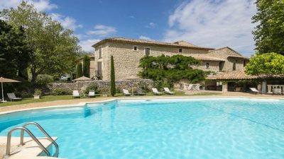 mas-de-guilles-lourmarin-luberon-provence-piscine-seminaires-de-caractere