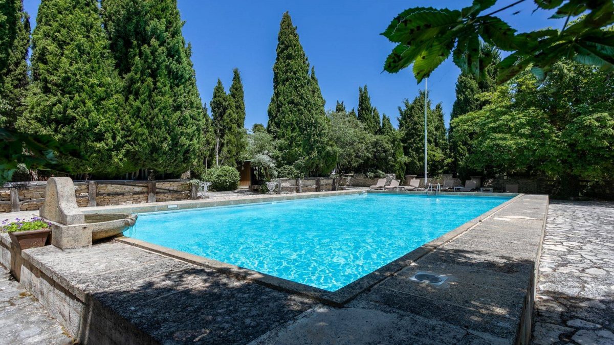 mas-dentremont-aix-en-provence-sud-france-piscine-seminaires-de-caractere