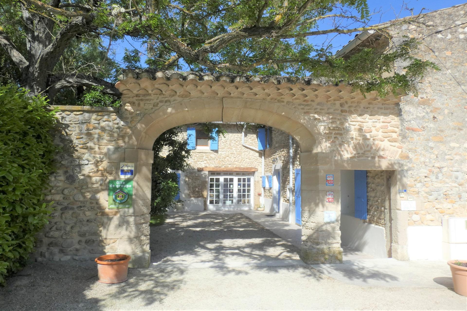 mas-du-sillot-grignan-vaucluse-drome-arche-seminaire-de-caractere