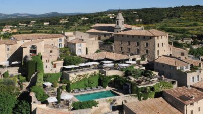 Crillon-le-brave-mont-ventoux-provence-avignon-aerienne-seminaires-de-caractere