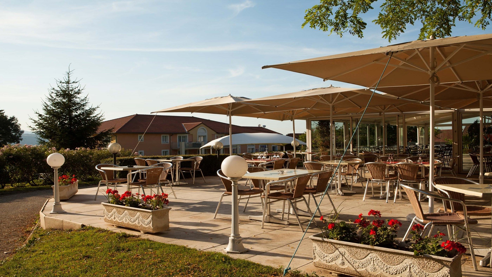 Domaine-golf-albon-senaud-vienne-valence-resort-seminaires-de-caractere