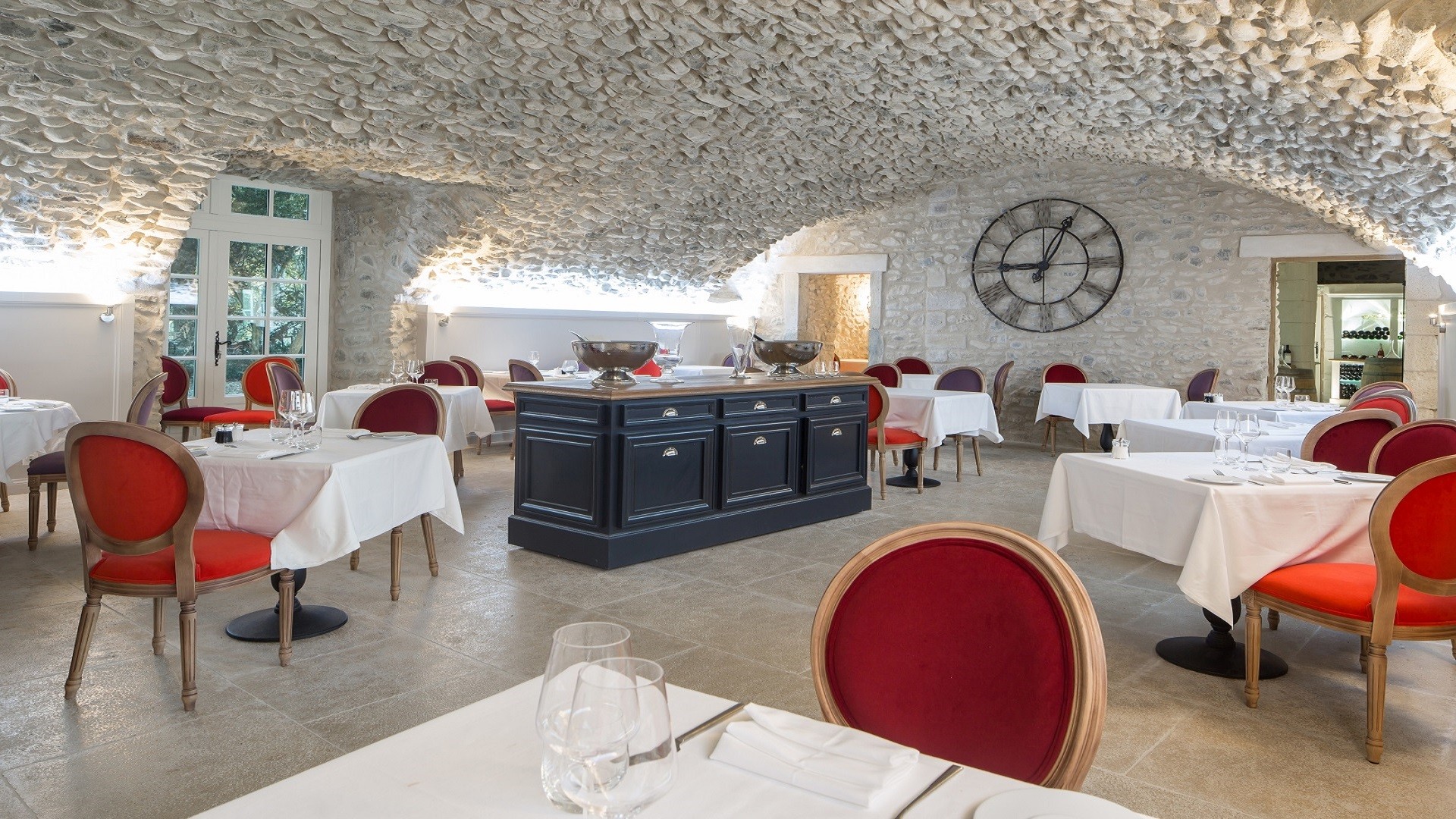 chateau-les-oliviers-de-salettes-drome-seminaires-de-caractere-restaurant