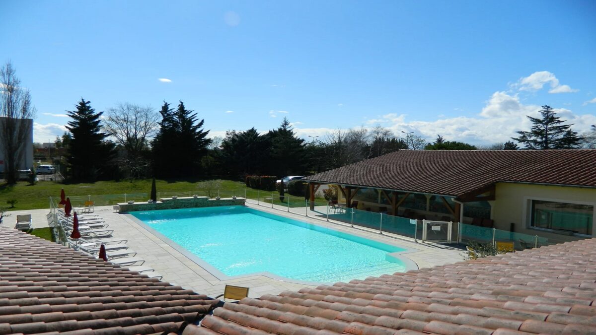 a-martiniere-valence-drome-montelimar-seminaires-de caractere.piscine