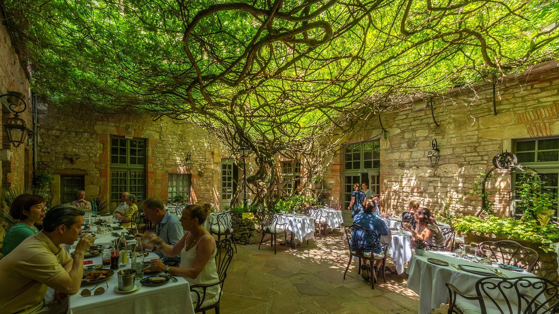 hostellerie-du-vieux-cordes-cordes-sur-ciel-occitanie-tarn-cuisine