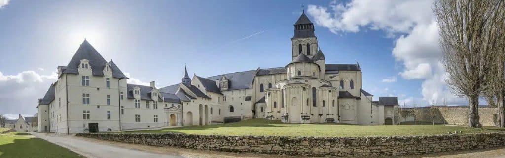 Abbaye-royale-de-fontevraud-seminaires-de-caractere