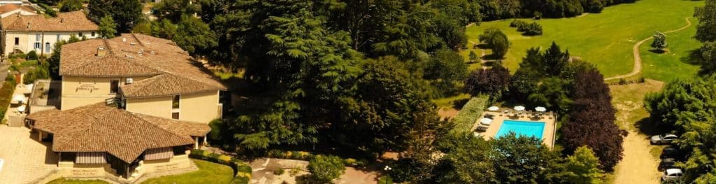 Chateau-de-la-tour-Séminaires-de-Caractère Chateau-de-la-tour-Séminaires-de-Caractère