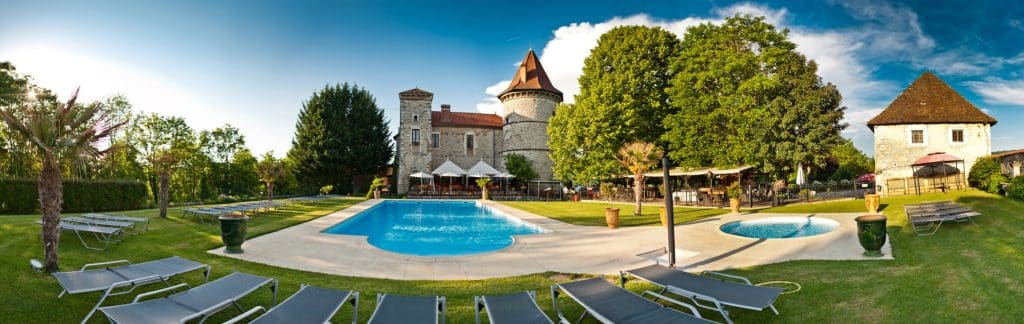 chateau-de-chapeau-cornu-seminaires-de-caractere chateau-de-chapeau-cornu-seminaires-de-caractere